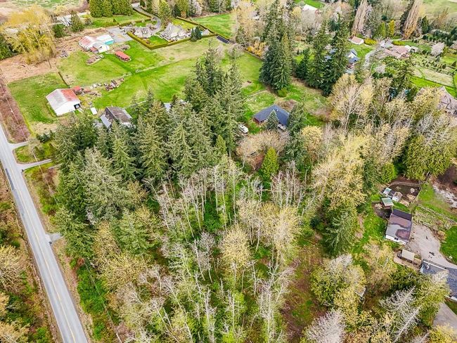 18495 0 Avenue, House other with 5 bedrooms, 2 bathrooms and 10 parking in Surrey BC | Image 36