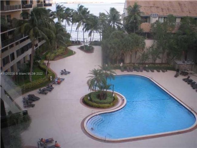 APT-1420 - 540 Brickell Key Dr, Condo with 1 bedrooms, 2 bathrooms and null parking in Miami FL | Image 14