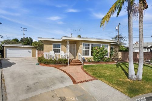 9600 Hoback St, Bellflower, CA, 90706-2336 | Card Image