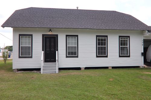 unit-1-and-unit-2-170 S 4th St, Silsbee, TX, 77656-4918 | Card Image