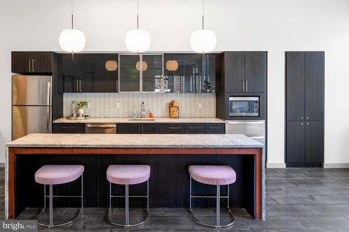 2b625-1125 Sansom St, PHILADELPHIA, PA, 19107-4950 | Card Image