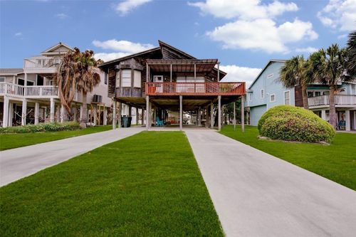 13826 Pirates Beach Blvd, Galveston, TX, 77554 | Card Image