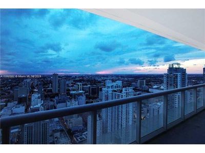 3011 - 50 Biscayne Blvd, Condo with 2 bedrooms, 2 bathrooms and null parking in Miami FL | Image 3