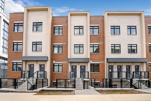 251-1075 Douglas Mccurdy Common, Mississauga, ON, L5G0C6 | Card Image