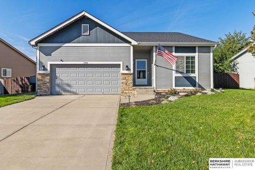 13806 Clearwater Drive, Papillion, NE, 68133 | Card Image