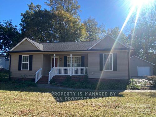 735 Kluttz St, Mount Pleasant, NC, 28124-8583 | Card Image