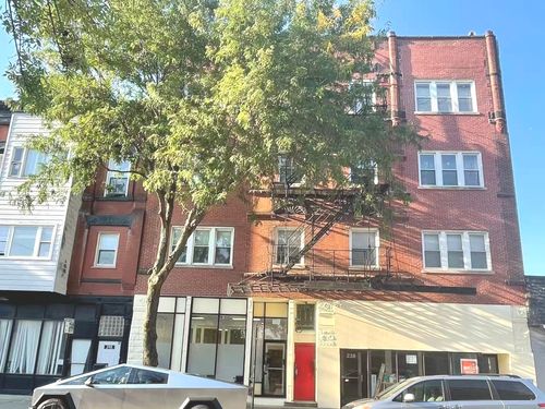 2e-238 W 31st St, Chicago, IL, 60616-3600 | Card Image