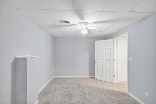 629 Waterford Ln, South Elgin, IL, 60177-3285 | Card Image
