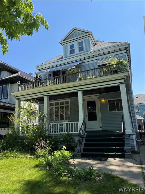 7 Berkley Pl, Buffalo, NY, 14209-1001 | Card Image