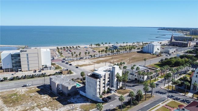 APT-204 - 520 S Chaparral St, Condo with 1 bedrooms, 1 bathrooms and 1 parking in Corpus Christi TX | Image 15