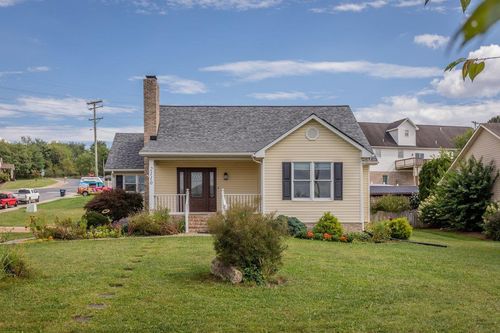 2110 Ramblewood Rd, Harrisonburg, VA, 22801 | Card Image