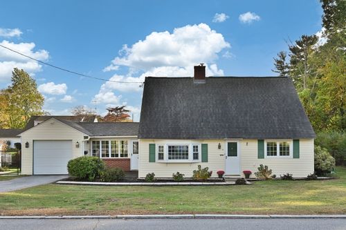4 Jane Rd, Methuen, MA, 01844-3914 | Card Image