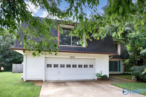 1901 Waxleaf Grn Se, Huntsville, AL, 35803-1231 | Card Image