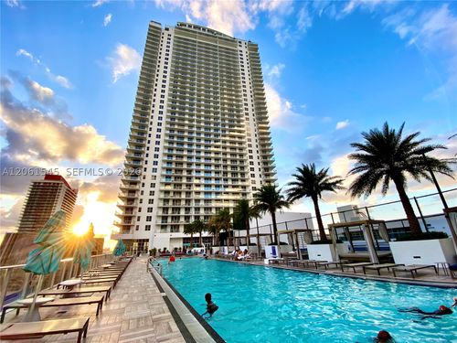 r2603-4010 S Ocean Dr, Hollywood, FL, 33019-3063 | Card Image