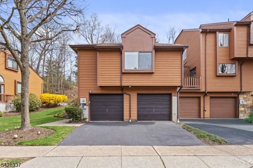 25 Flintlock Ter, Rockaway, NJ, 07866-4831 | Card Image