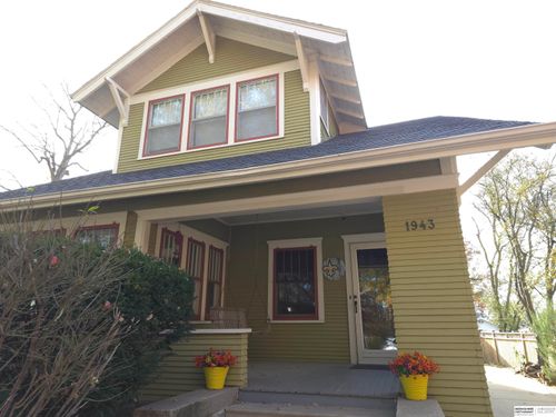 1943 Sewell St, Lincoln, NE, 68502-3845 | Card Image