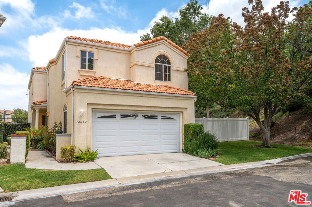 Residential Lease in Santa Clarita