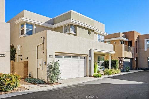 814 Beacon, Irvine, CA, 92618-0857 | Card Image