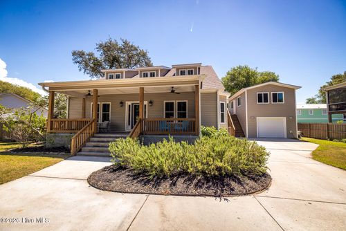 116 Nw 8th St, Oak Island, NC, 28465-7009 | Card Image