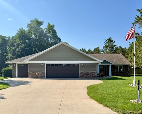 1847 Spruce Grove Trl, Detroit Lakes, MN, 56501-4334 | Card Image