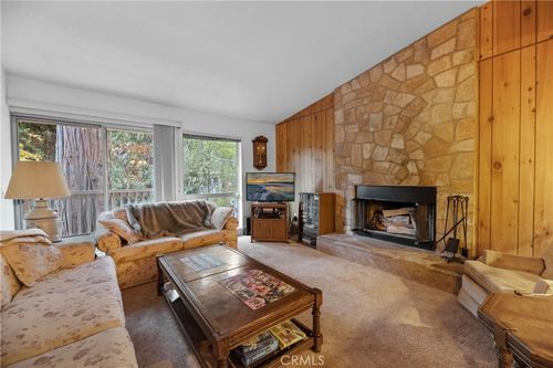 103 Rockledge Ln, Lake Arrowhead, CA, 92352 | Card Image