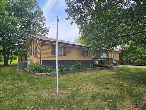 126 Oak Haven Dr, Richmond, KS, 66080 | Card Image