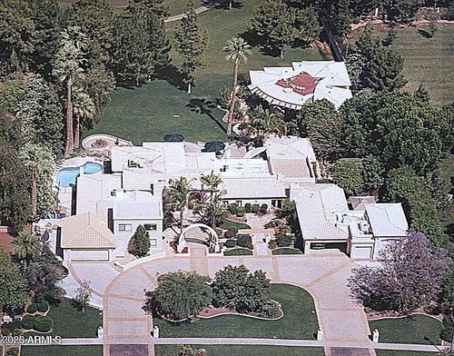 94 Biltmore Est, Phoenix, AZ, 85016-2820 | Card Image