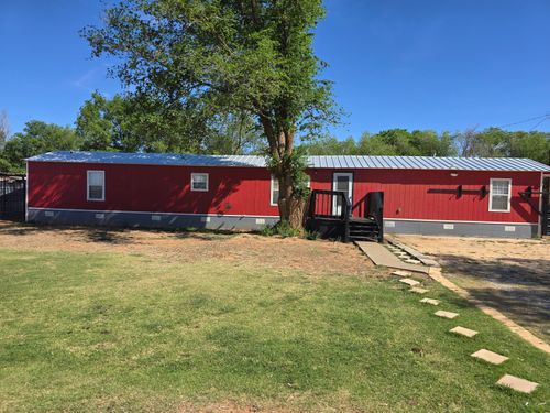 8210 County Road 5860, Shallowater, TX, 79363-3001 | Card Image