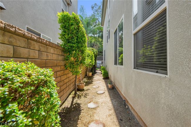 28089 Promontory Ln, House other with 5 bedrooms, 3 bathrooms and 3 parking in Valencia CA | Image 40