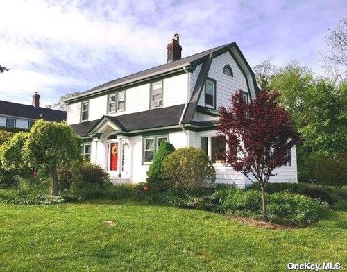695 Rogers Rd, Southold, NY, 11971 | Card Image