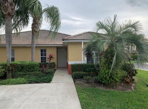 2208 Mystic Ring Loop, POINCIANA, FL, 34759-5398 | Card Image