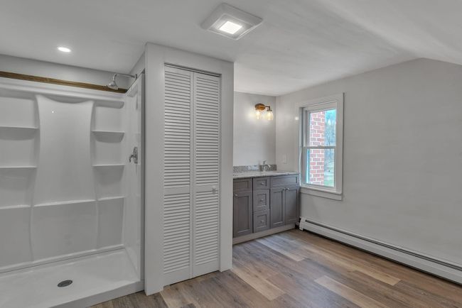 208 Main St, House other with 4 bedrooms, 3 bathrooms and null parking in Cambridge VT | Image 31