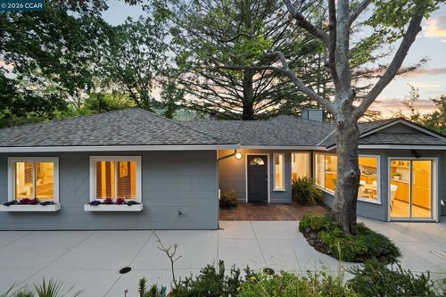 13 La Plaza Dr, Orinda, CA, 94563-2320 | Card Image