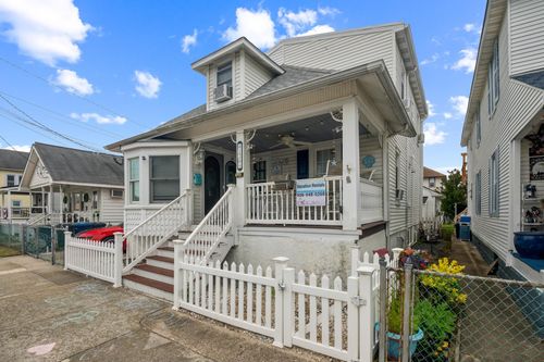 126 W Andrews Ave, Wildwood, NJ, 08260-1659 | Card Image