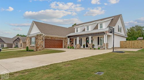 2206 Chesapeake Cv, Jonesboro, AR, 72404-7104 | Card Image