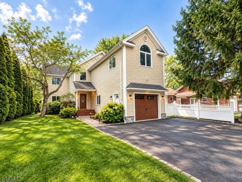 5 Benedict Dr, Lake Hopatcong, NJ, 07849-1750 | Card Image