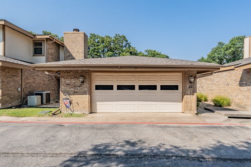 23 Park Ln, Bedford, TX, 76021-7117 | Card Image