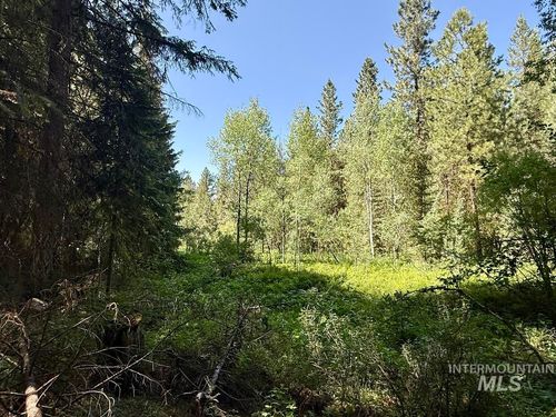 83 Panorama Dr, Cascade, ID, 83611-5075 | Card Image