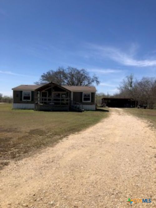 1188 Haeckerville Rd, Cibolo, TX, 78108-3977 | Card Image