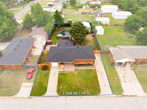 11005 Ne 11th St, Choctaw, OK, 73020-8202 | Card Image