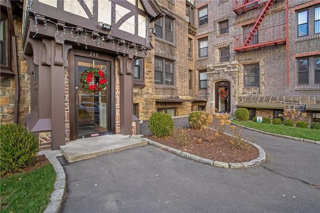 APT-6J - 234 Martine Ave, Condo with 2 bedrooms, 1 bathrooms and 1 parking in White Plains NY | Image 19