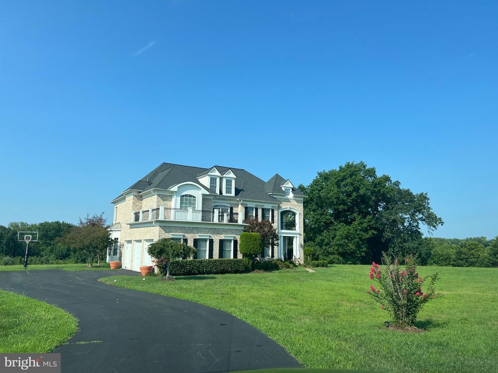 Residential Lease in LEESBURG