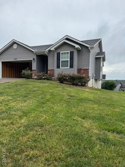 1103 Marathon Dr, Foristell, MO, 63348-2619 | Card Image