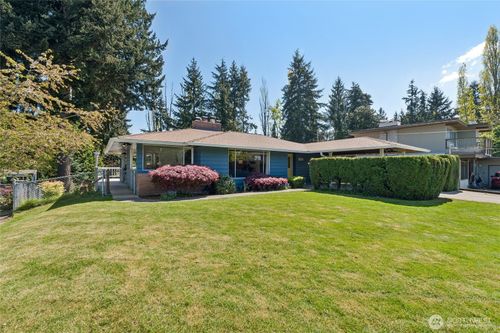 18832 1st Pl Sw, Normandy Park, WA, 98166-4002 | Card Image