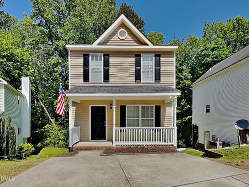 4417 Woodlawn Dr, Raleigh, NC, 27616-5142 | Card Image