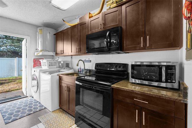 7489 Gates Cir, House other with 3 bedrooms, 2 bathrooms and null parking in SPRING HILL FL | Image 28