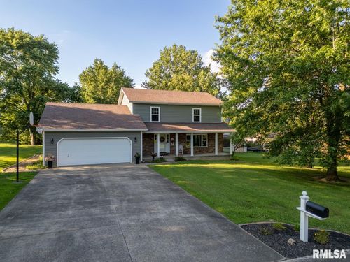 802 Cottonwood Ln, Carterville, IL, 62918-1394 | Card Image