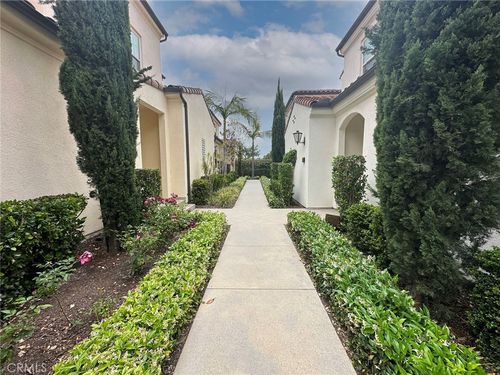 182 Augustine, Irvine, CA, 92618-0874 | Card Image