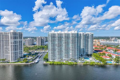 1806-3201 Ne 183rd St, Aventura, FL, 33160-2742 | Card Image