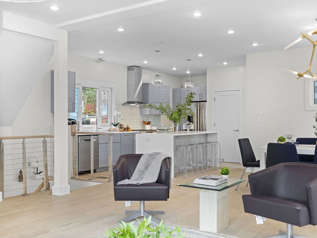 Linden Ave, Somerville, MA 02143